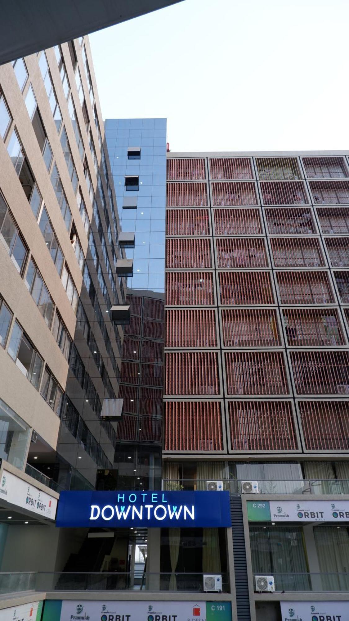Hotel Downtown Gandhinagar Exterior photo